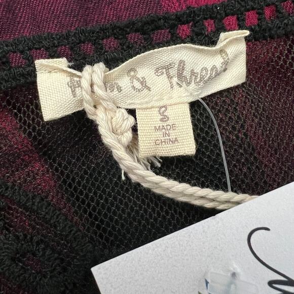 HEM & THREAD Maroon and Black Buffalo Plaid Dress Back Lace Inset  S NWT - Picture 6 of 7